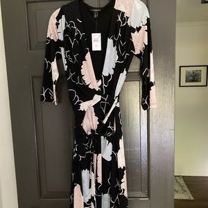 A pea in the pod maternity wrap dress NWT